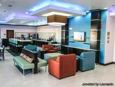 Spark By Hilton South Hotel